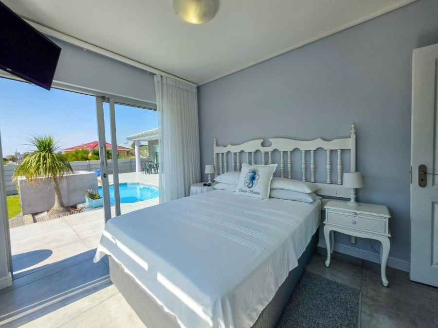 3 Bedroom Property for Sale in Stilbaai Wes Western Cape